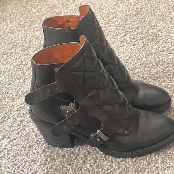 Mark Jacob boots - Picture 3 of 3